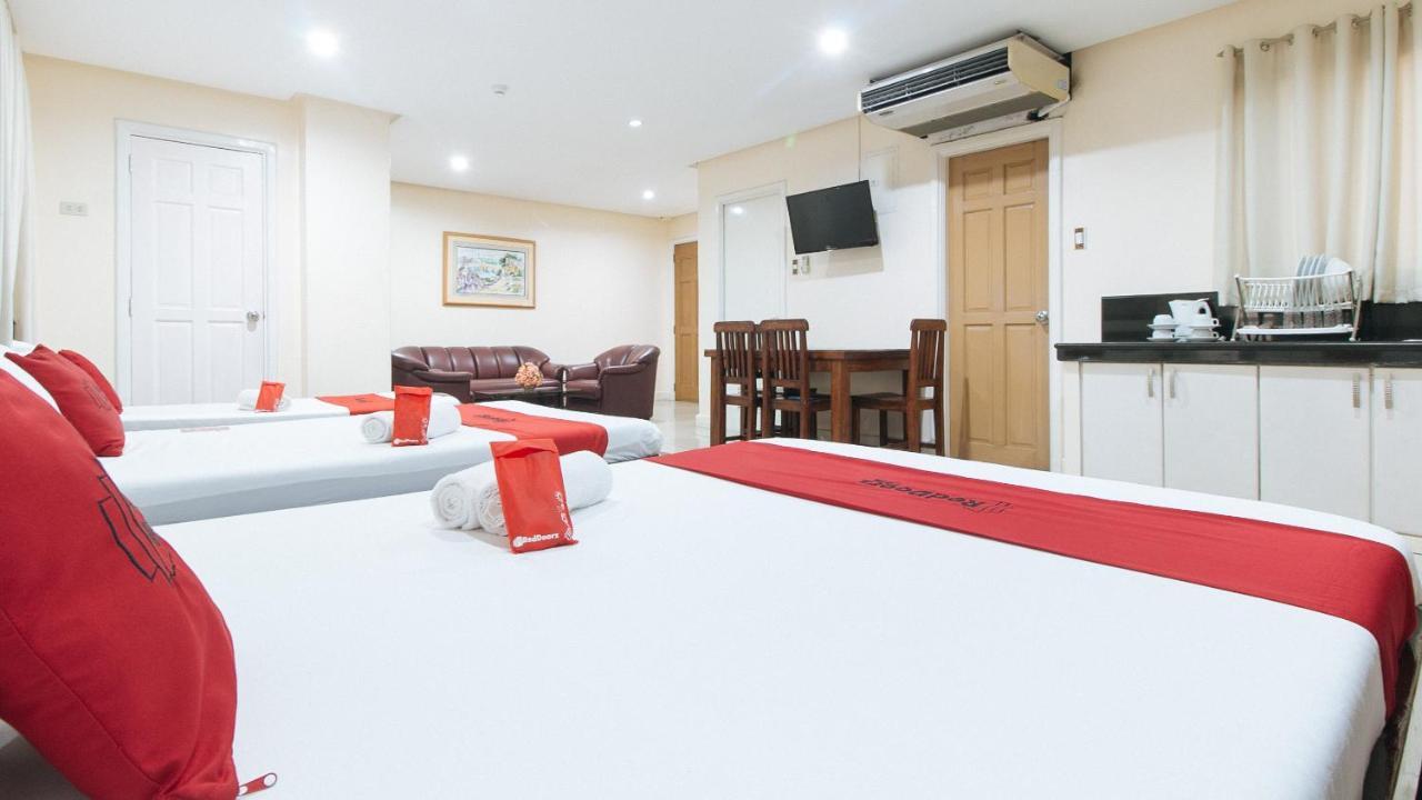 Reddoorz Plus @ Better Living Paranaque Paranaque City Zewnętrze zdjęcie