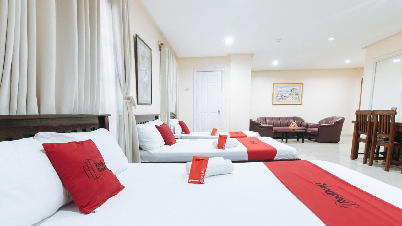 Reddoorz Plus @ Better Living Paranaque Paranaque City Zewnętrze zdjęcie