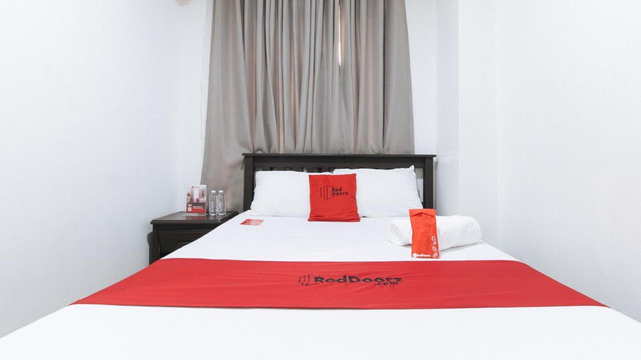 Reddoorz Plus @ Better Living Paranaque Paranaque City Zewnętrze zdjęcie